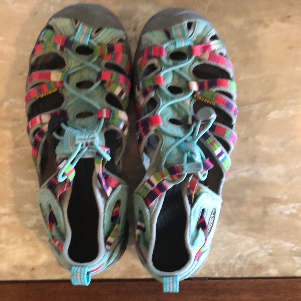 Keen Water Hiking Sandals. Size Runs big.